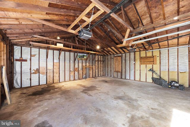 23 LEA RD, New Castle, DE 19720