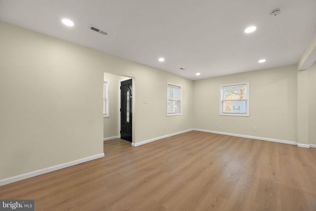 23 LEA RD, New Castle, DE 19720