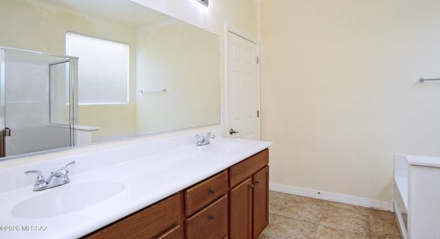 60648 E Eagle Mountain Drive, Tucson, AZ 85739