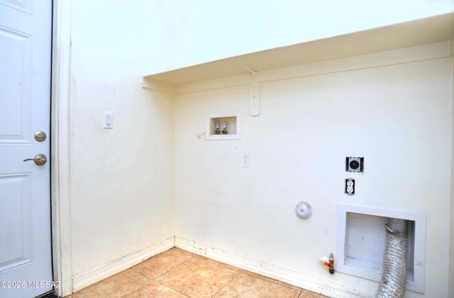 60648 E Eagle Mountain Drive, Tucson, AZ 85739