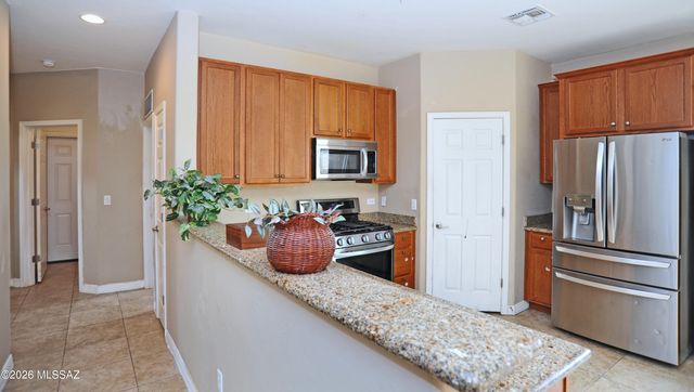 60648 E Eagle Mountain Drive, Tucson, AZ 85739