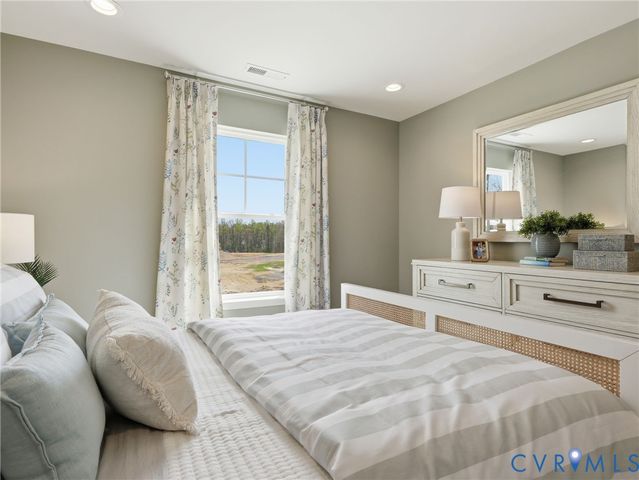 17318 Alana Dr, Moseley, VA 23120