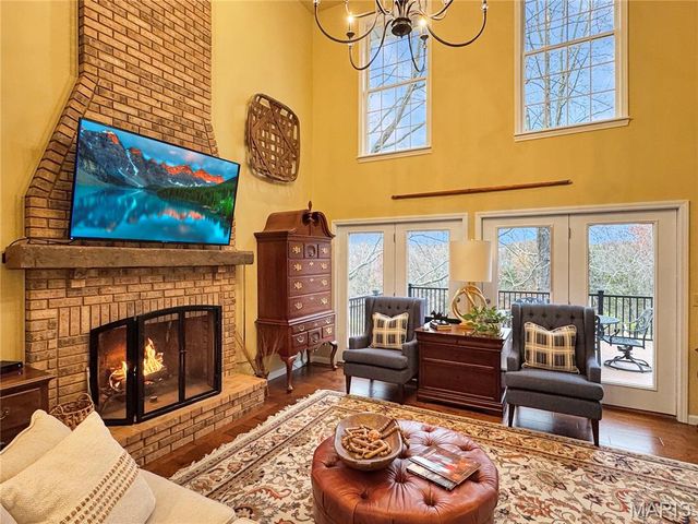 14 Oak Ridge Drive, Washington, MO 63090