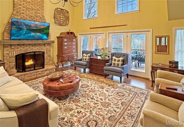 14 Oak Ridge Drive, Washington, MO 63090