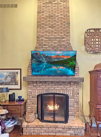 14 Oak Ridge Drive, Washington, MO 63090