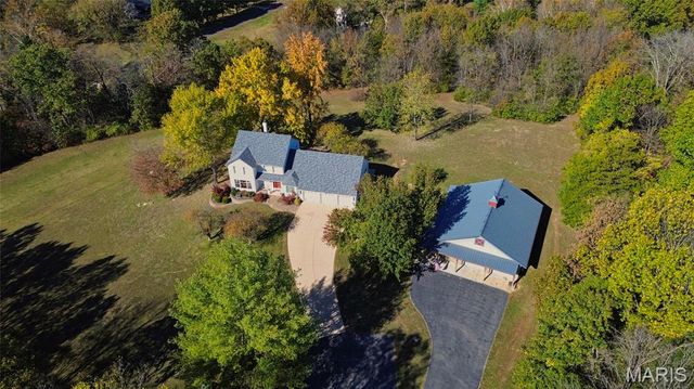 14 Oak Ridge Drive, Washington, MO 63090