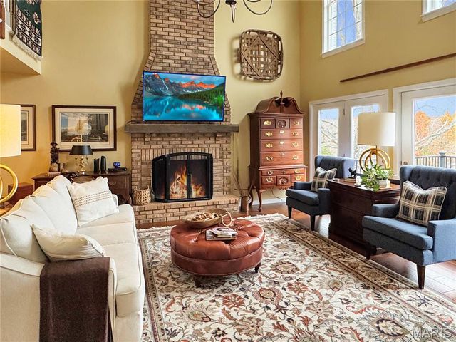 14 Oak Ridge Drive, Washington, MO 63090