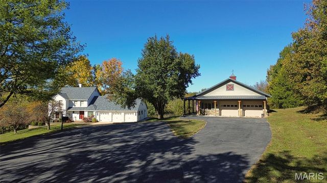 14 Oak Ridge Drive, Washington, MO 63090