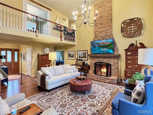 14 Oak Ridge Drive, Washington, MO 63090