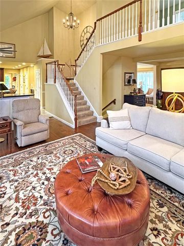 14 Oak Ridge Drive, Washington, MO 63090