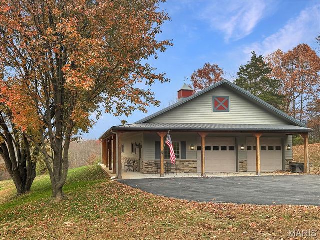 14 Oak Ridge Drive, Washington, MO 63090