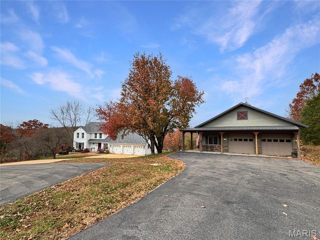 14 Oak Ridge Drive, Washington, MO 63090