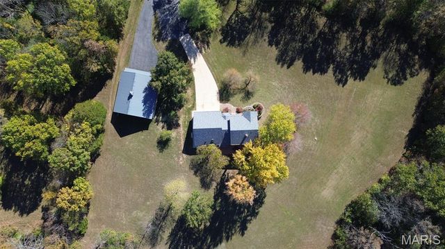 14 Oak Ridge Drive, Washington, MO 63090