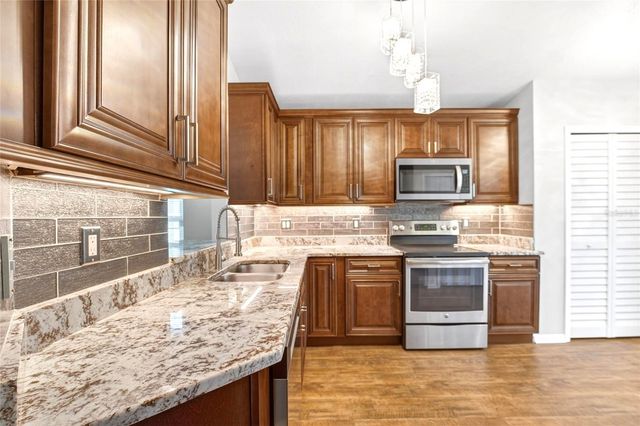 10617 NAVIGATION DRIVE, Riverview, FL 33579