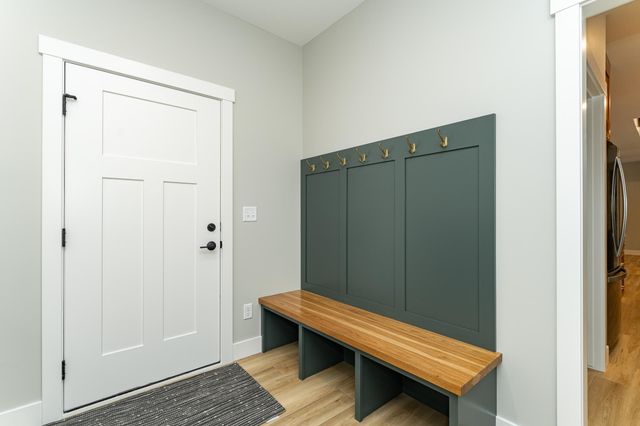 2844 Pinewood Ridge Drive SE, Rochester, MN 55904