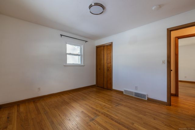 3845 Old Town Road, Bridgeport, CT 06606