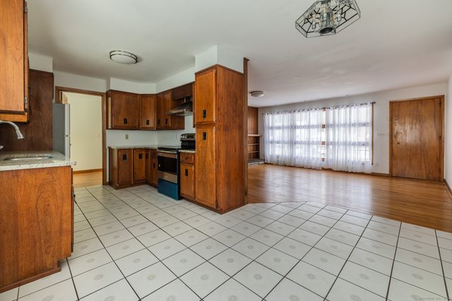 3845 Old Town Road, Bridgeport, CT 06606