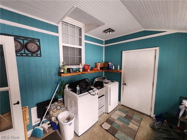 249 Howland Wilson Road SE, Warren, OH 44484