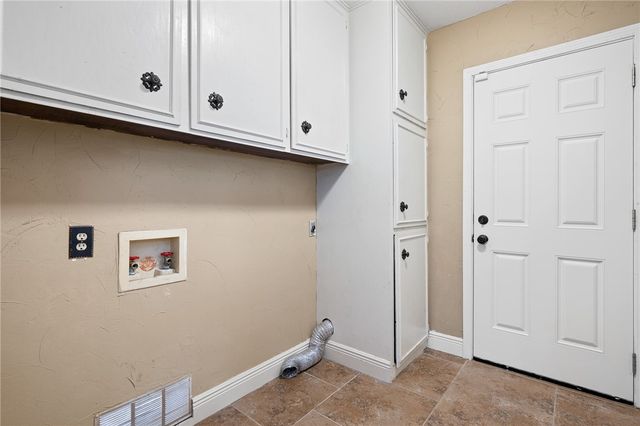 11809 Lori Dr, Corpus Christi, TX 78410