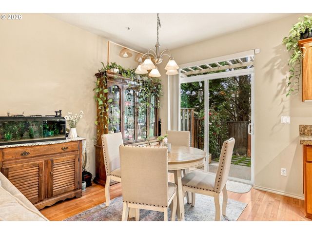 16088 Nw CENTINE Ln, Portland, OR 97229