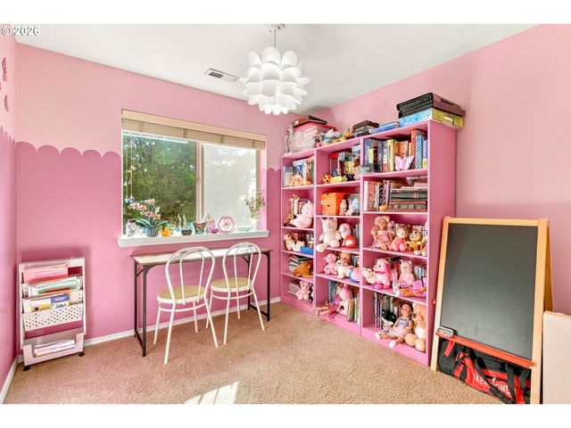 16088 Nw CENTINE Ln, Portland, OR 97229