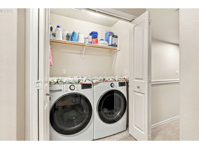 16088 Nw CENTINE Ln, Portland, OR 97229