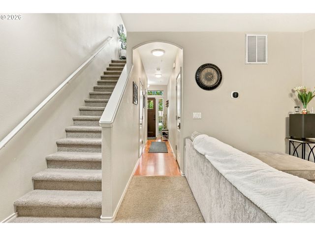 16088 Nw CENTINE Ln, Portland, OR 97229