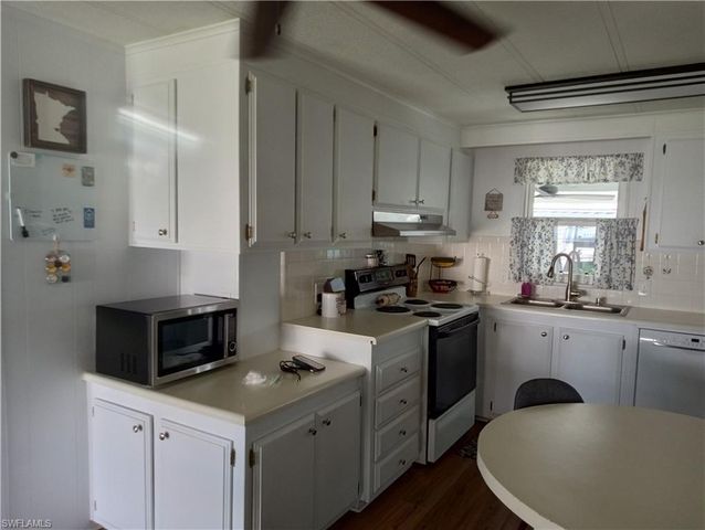2754 Breezewood DR, North Fort Myers, FL 33917