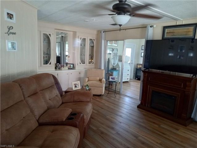 2754 Breezewood DR, North Fort Myers, FL 33917