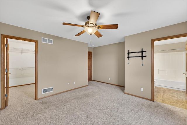 3942 Scenic WAY, Franksville, WI 53126