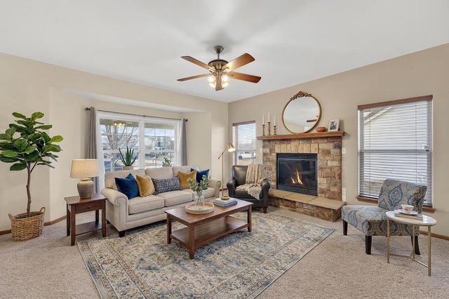 3942 Scenic WAY, Franksville, WI 53126