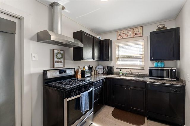 2808 Emogene Street, Mobile, AL 36606