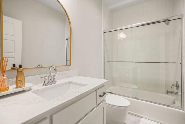 17220 Goddard Street, Overland Park, KS 66221