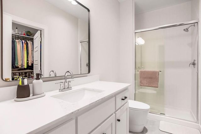 17220 Goddard Street, Overland Park, KS 66221