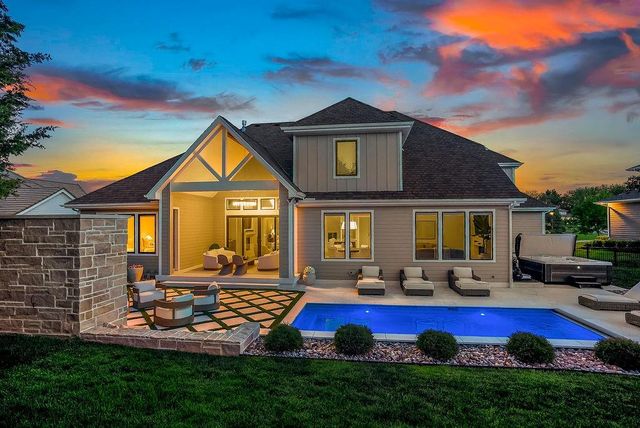 17220 Goddard Street, Overland Park, KS 66221