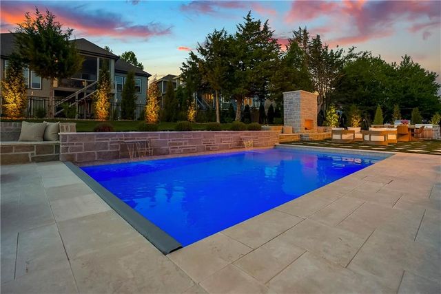 17220 Goddard Street, Overland Park, KS 66221