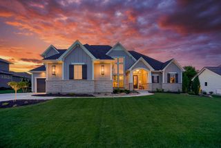 17220 Goddard Street, Overland Park, KS 66221