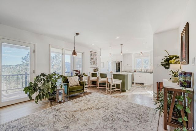 924 Kelly Road W, Boulder, CO 80302