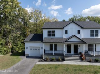 14 Kellogg Road, Stillwater, NY 12170