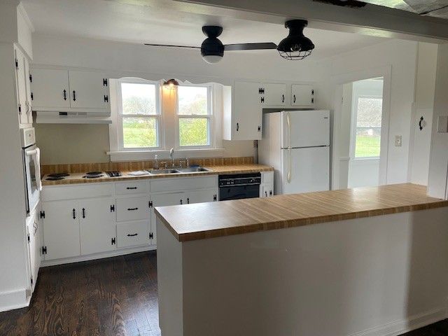 60 Riddle Rd, Shelbyville, TN 37160