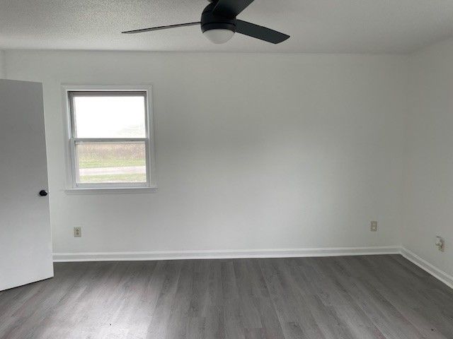 60 Riddle Rd, Shelbyville, TN 37160