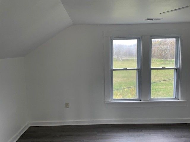 60 Riddle Rd, Shelbyville, TN 37160