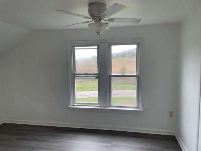 60 Riddle Rd, Shelbyville, TN 37160