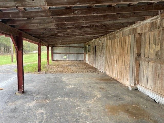 60 Riddle Rd, Shelbyville, TN 37160