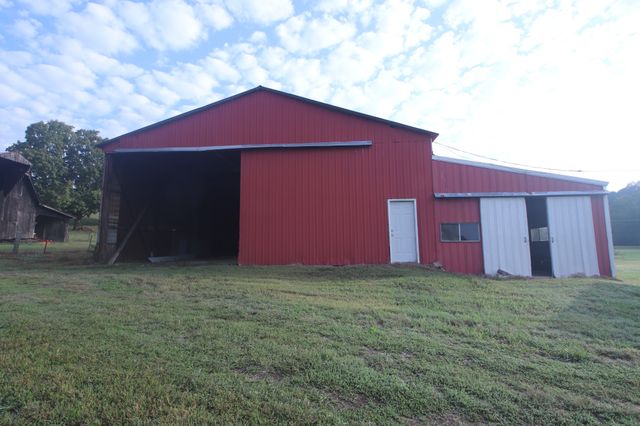 60 Riddle Rd, Shelbyville, TN 37160