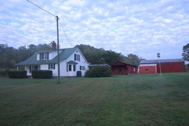 60 Riddle Rd, Shelbyville, TN 37160