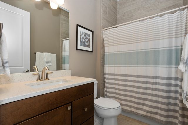 6106 Aspen Drive, West Des Moines, IA 50266