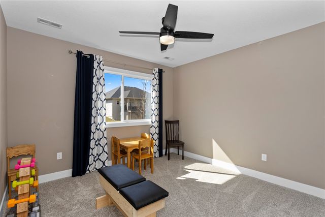 6106 Aspen Drive, West Des Moines, IA 50266