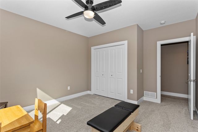6106 Aspen Drive, West Des Moines, IA 50266