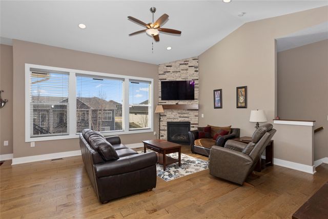 6106 Aspen Drive, West Des Moines, IA 50266